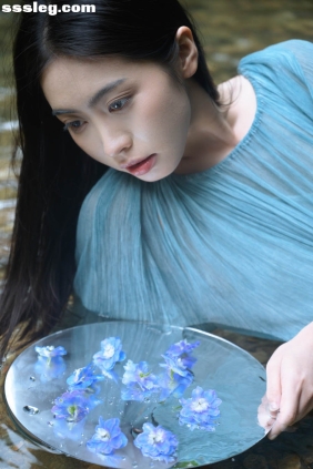 [YITUYU艺图语]2025.08.01 蓝 半个月亮[19P174M]