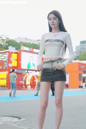 THEBEAUTY 2024广州车展网红美女车模47 [1V395M]