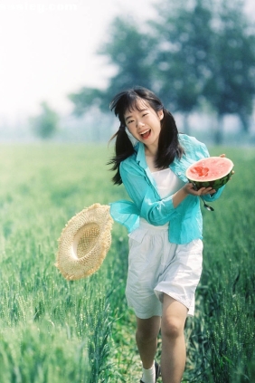 [YITUYU艺图语]2025.09.06 夏日稻田 百变兔小樱[15P59M]