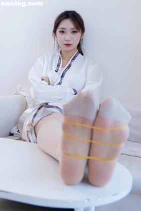 物恋传媒 No.2410 泡泡 薄肉丝[170P+1V5.48G]