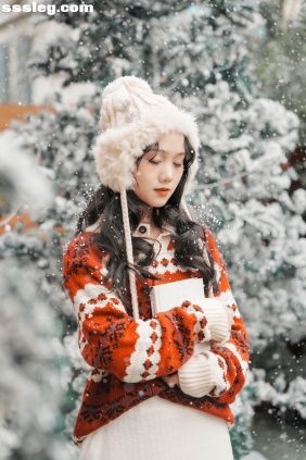 [YITUYU艺图语]2025.09.21 圣诞人像拍照 小清[27P323M]