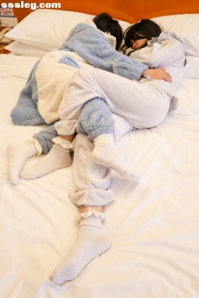 御足摄影 俩妹妹美足[79P+1V2.79G]