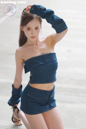 THEBEAUTY 2024深圳粤港澳大湾区车展车模随拍 124 [1V214M]