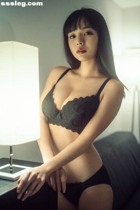EIMI Black Bra[81P1.06G]