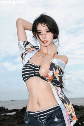 [YITUYU艺图语]2025.10.23 怪石滩 小欣吃不饱[22P389M]