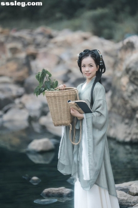 [YITUYU艺图语]2025.10.24 古风人像拍摄 小潘[25P336M]