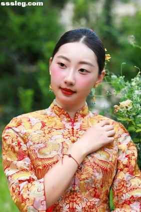 [YITUYU艺图语]2025.08.19 龙凤褂写真 但行好事[14P199M]