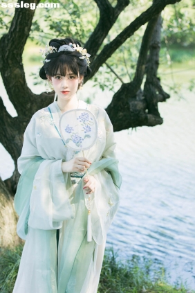 [YITUYU艺图语]2025.10.11 夏早日初长南风草木香 康渝茜Niki[28P3...