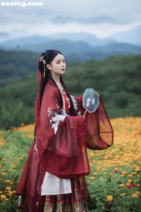 [YITUYU艺图语]2025.07.11 羽衣仙 公子不坏[26P366M]