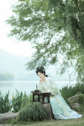 [YITUYU艺图语]2025.06.30 担花人 顾小满[47P447M]