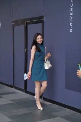 街拍作品 温婉绿色连衣裙[47P323M]
