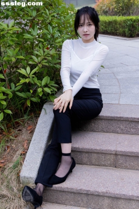 物恋传媒 No.2337 小酒 短黑丝[315P+1V11.3G]