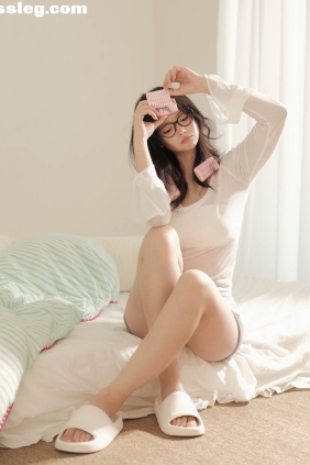 [YITUYU艺图语]2025.08.02 晨起微漾 炸洋芋[13P317M]