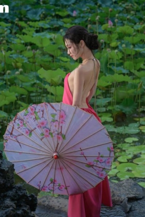 [YITUYU艺图语]2025.07.28 雨荷 瑾瑾吖[17P255M]