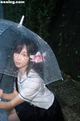 [YITUYU艺图语]2025.08.21 你是常年大雨但不溃烂的森林 Saku4[15P...