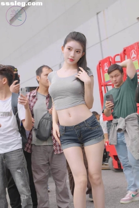 THEBEAUTY 2024广州车展网红美女车模59 [1V185M]