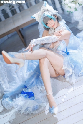 蜜汁猫裘 碧蓝航线 柴郡 花嫁[134P+2V6.94G]