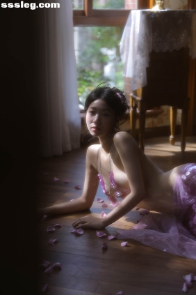 [YITUYU艺图语]2025.08.14 紫 鹿尾儿儿[13P38M]