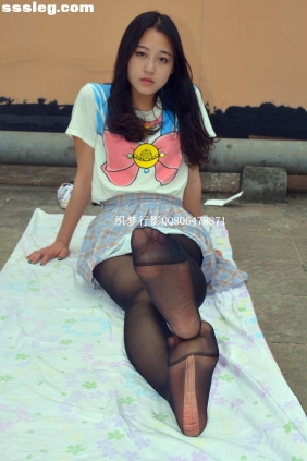 织梦行影 天台黑丝袜[162P646M]