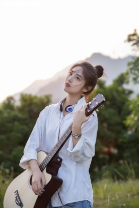 [YITUYU艺图语]2025.09.24 吉他少女 林云思[17P104M]