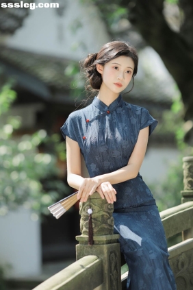 [YITUYU艺图语]2025.08.24 她身上有淡淡的书香气 一口烧麦[23P295M]