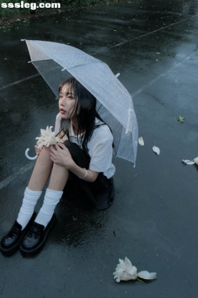 [YITUYU艺图语]2025.06.13 暴雨冲洗着我的灵魂底片 西一奥[14P133M]