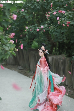 [YITUYU艺图语]2025.04.26 锦鲤 千玥[13P161M]