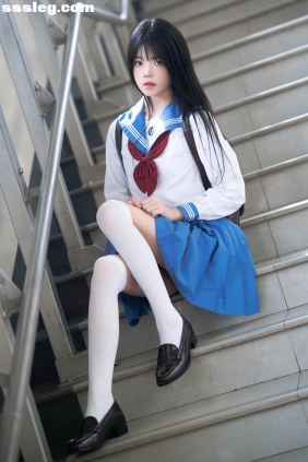 桜桃喵 地铁JK[33P527M]