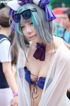 街拍作品 紫色甜美COSER[480P9.09G]