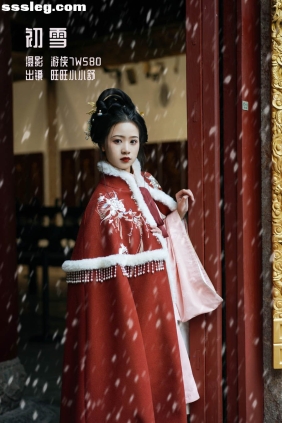 [YITUYU艺图语]2022.12.22 初雪 旺旺小小舒[22P365M]