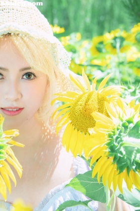 [YITUYU艺图语]2025.11.02 向阳而生 追光而行 白白[12P360M]