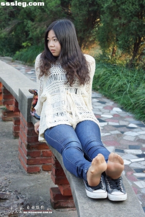 自由摄影 No.076 运动达人的超薄短肉丝[62P144M]