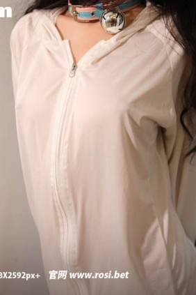 [ROSI写真]2025.11.23 NO.5102 [44P115M]