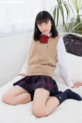 [Minisuka.tv] Eyu Hirayama 平山えゆ Regular Gallery 01 [46P29M]