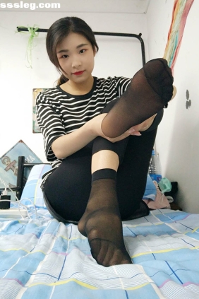 学妹校园寝室短丝系列024期 刘志明[52P48M]