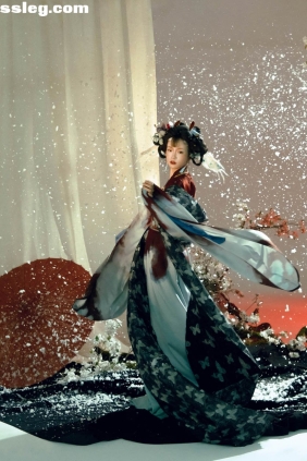 [YITUYU艺图语]2025.08.12 红蛾仙 桃迟[20P367M]