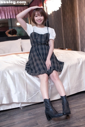 [JVID] 雅捷 直立一字马の紧缚[50P+1V1.51G]