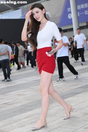 街拍作品 亮眼红裙[107P1.82G]