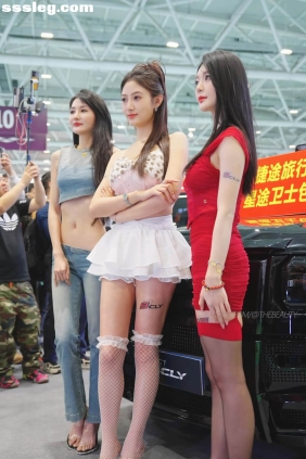 THEBEAUTY 2024深圳改装车展抖音网红随拍 128 [1V177M]