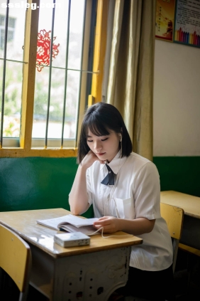 [YITUYU艺图语]2025.08.13 青春回溯 雪华[32P192M]