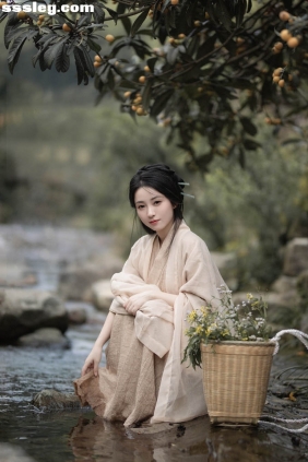 [YITUYU艺图语]2025.08.13 初夏游张园 小温暖想要个大太阳[17P286M]