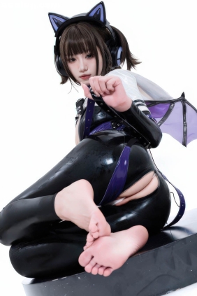 柒柒要乖哦 白棚胶衣[78P230M]