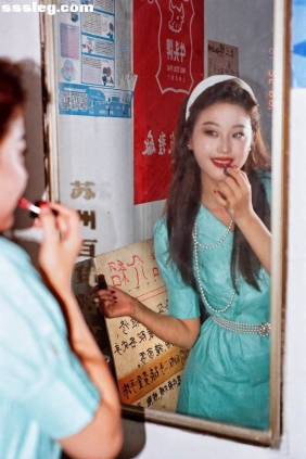 [YITUYU艺图语]2025.10.31 欢迎来到80年代 屁只007[15P182M]