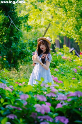 [YITUYU艺图语]2025.06.20 抱着童话书跌进梦境 香菇菜包[33P713M]