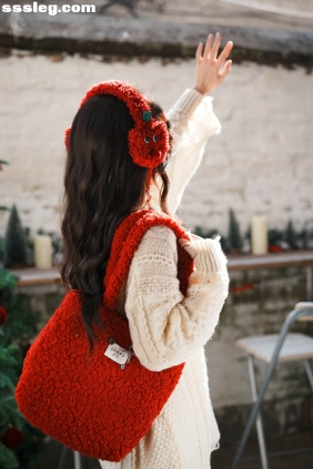 [YITUYU艺图语]2025.08.15 红苹果 乐迪[26P503M]