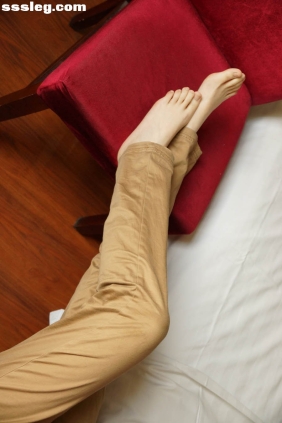 自由摄影 No.068 干净白嫩的足模小米[51P207M]