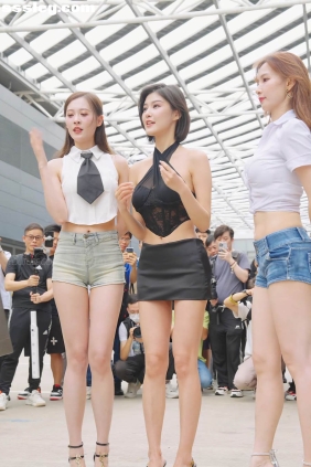 THEBEAUTY 2024深圳粤港澳大湾区车展车模随拍 49 [1V497M]