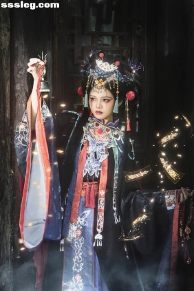 [YITUYU艺图语]2025.08.12 大祭司 此糸紫[25P406M]