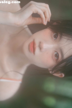 [YITUYU艺图语]2025.08.28 感受夏日的色彩 康渝茜Niki[16P125M]