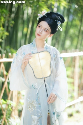 [YITUYU艺图语]2025.10.19 宋制美学 青城一玲[17P278M]